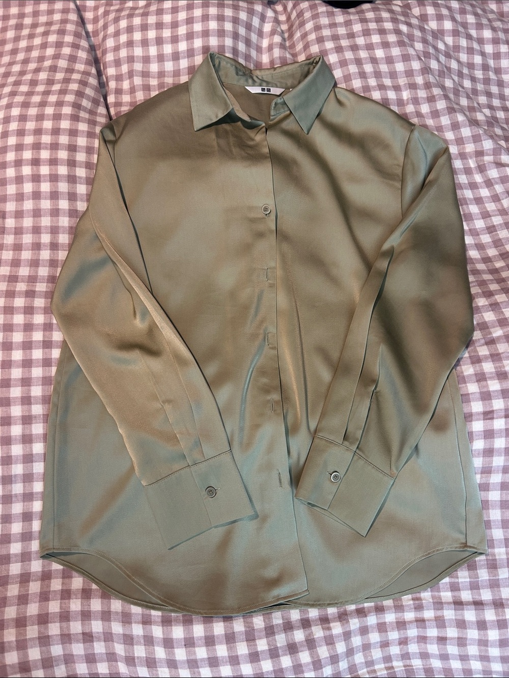 Uniqlo Olive Green Long Sleeve Button-down Shirt